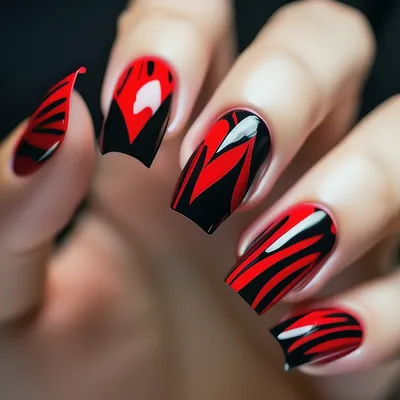 Чёрные ногти тоже бывают красивые 🤩 - Маникюр Педикюр Бутово | Facebook