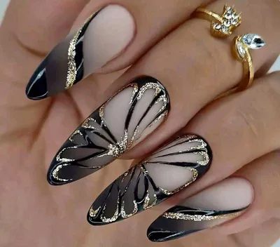 nice Красивые и оригинальные черные ногти — Новинки дизайна, идеи | Nail  polish, Black nails with glitter, Nail shimmer