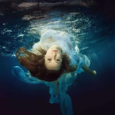Красивые фотографии девушек в воде