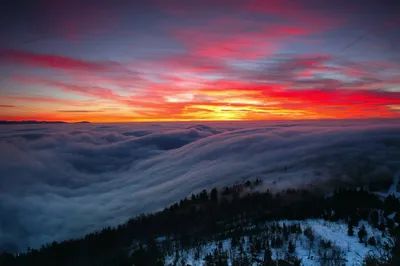 Очень красивый рассвет в горах (7 фото) » Триникси