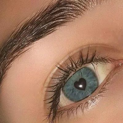 Красивые голубые глаза» — создано в Шедевруме