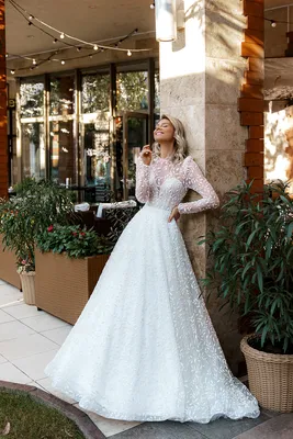 Вечерние белые кружевные платья купить в Москве – Цена в интернет-магазине  PrincessDress
