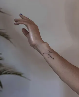 Маленькие татуировки на руке