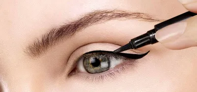 Как правильно нарисовать стрелки на глазах: пошаговая инструкция с фото для  начинающих