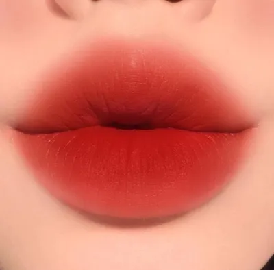 Nice lips colour 👄 | Гладкие губы, Макияж губ, Градиентные губы