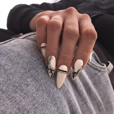 Красивый маникюр на длинные ногти 2020 | Fashion nails, Classy nails,  Almond acrylic nails