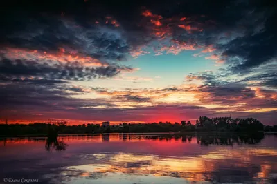 Невероятно красивый закат — вид Бишкека