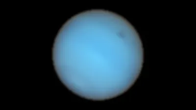 Ученые впервые наблюдали за загадочным темным пятном на Нептуне с Земли |  РБК Life