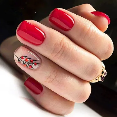 Маникюр в красном цвете на короткие ногти (ФОТО) - trendymode.ru