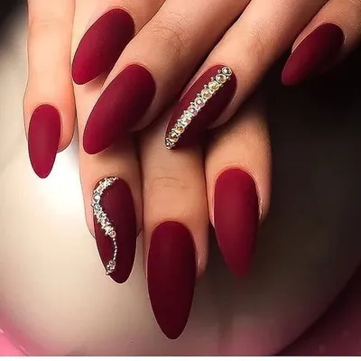 Marisha.nails - Яркие броские красные матовые 💔 #ногти... | Facebook