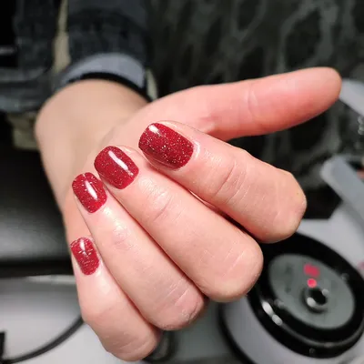 ilona.kulyk | Unhas bonitas, Unhas holográficas, Unhas redondas