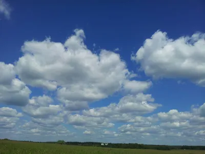 Красота неба с облаками и солнцем Стоковое Изображение - изображение  насчитывающей праздник, облако: 146686353