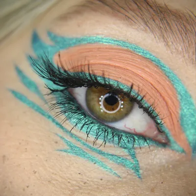Креативный макияж😍 | Aesthetic makeup, Makeup art, Eye makeup