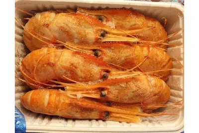 Рецепт: Креветки «Ботан» с томатами и чесноком, на гарнир паста с чернилами  каракатицы от Морепродукты N1