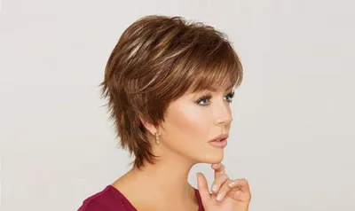 Круглый каскад: 12 прекрасных идей для современных женщин | Short layered  bob haircuts, Short hair styles, Hair styles