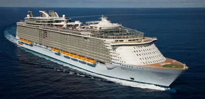 Пора в круиз: Royal Caribbean построила лайнер за $1,5 млрд | Forbes Life