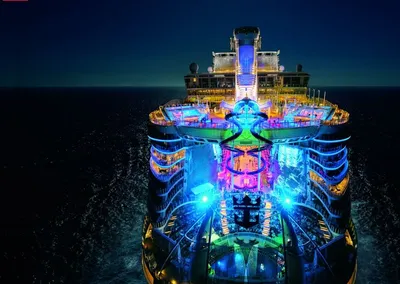 Новый лайнер Royal Caribbean: Symphony of the Seas