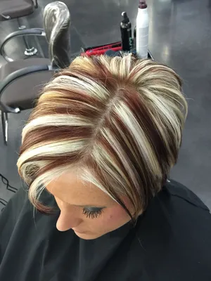 Выведение волос из темного цвета в блонд в Одинцово - Услуги парикмахеров -  Красота: 120 парикмахеров