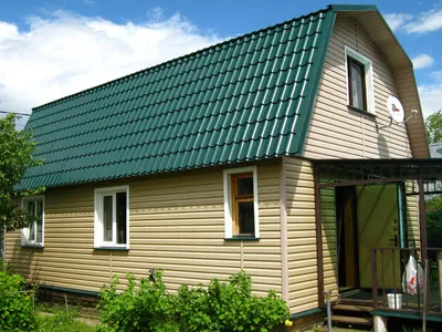 Чем лучше покрыть крышу на даче недорого - материалы для кровли дачного  домика