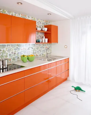 Идеи дизайна кухни в оранжевом цвете — фото реальных интерьеров и советы |  SALON