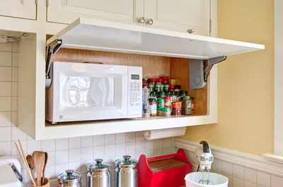 Идеальное решение для небольшой кухни: интерьерная микроволновая печь | AD  Magazine