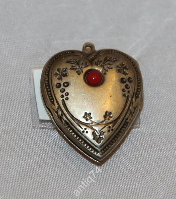 Кулон в виде сердца, с камнем | Ювелирные изделия — Антикварный салон  «Арбатъ»