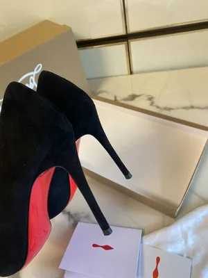 Louboutin (Лабутены). Профилактика и замена набоек — Фотогалерея — Золотая  Линия