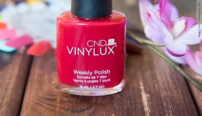 CND Vinylux, цвет 153 Tinted Love, цвет оливковый - купить в  интернет-магазине КрасоткаПро.