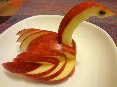 Лебедь из яблока - пошаговый рецепт с фото на Повар.ру