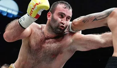 NEWSru.com :: Мурат Гассиев забрал у Дениса Лебедева чемпионский пояс IBF