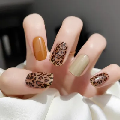 NAILS | Rainbow Leopard Pride Nail Art #CBBxManiMonday | Cosmetic Proof |  Vancouver beauty, nail art and lifestyle blog