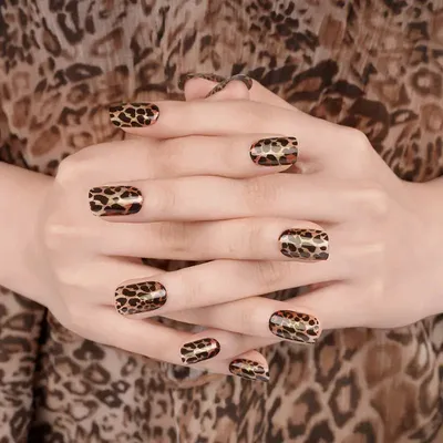 How To Paint Modern Leopard Print Nails - Lulus.com Fashion Blog