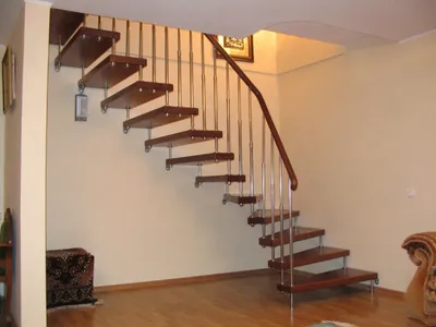 Лестницы на мансарду: виды, конструкции, особенности, монтаж