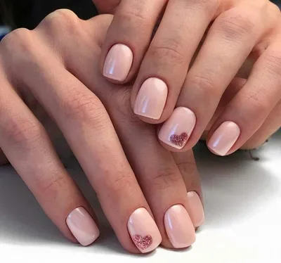 НОГТЕВОЙ РАЙ „CANDY NAILS“ - Знали, что лунки начали свою историю почти 100  лет назад? 😱 ⠀ Женщины в то время боялись закрашивать ногти лаком  полностью, считая, что это не позволит им «