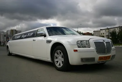 Лимузин Chrysler 300C на свадьбу и другие праздники. Прокат и аренда авто в  Хмельницком