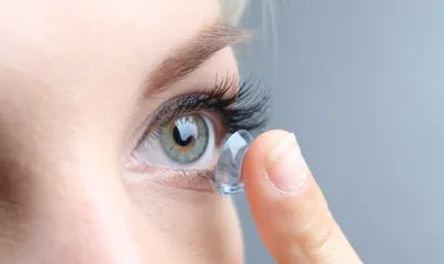 Как делать макияж глаз, если вы носите линзы | Ochkov.net | Дзен