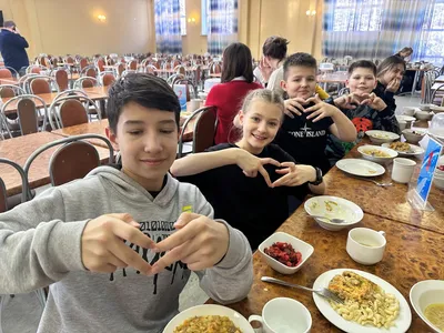 Спасибо за мудрое решение»: первая группа ребят из Климовска отправилась в  детский лагерь «Литвиново» | REGIONS.RU / Подольск
