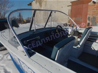 Стекло с калиткой для лодки Казанка 2М купить от производителя  недорого,качество, цена, фото | Производственная компания «ТЕНТплюс»
