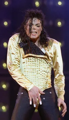 Майклу Джексону исполнилось бы 65 лет. 10 культовых клипов поп-короля | РБК  Life