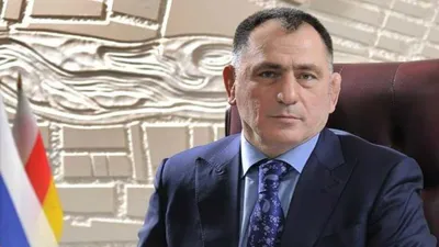 Главврач без диплома? В Северной Осетии возмущены назначением Минздрава