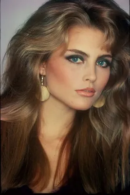 Макияж 80-х годов | 80s makeup looks, 80s makeup, 80s hair and makeup