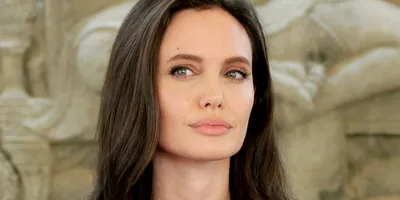 Макияж Анджелины Джоли из фильма \"Турист\": делаем акцент на глаза и  пытаемся увеличить губы | Отзывы покупателей | Косметиста