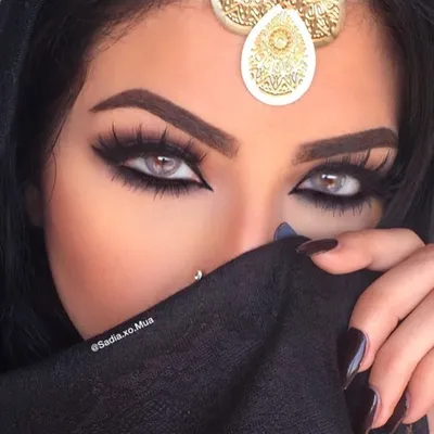 Makeup artist | Hairstilist ✨ on Instagram: \"Арабский макияж тоже может  быть нежным и более естественным ✨ . Жду Ваши коментарии ❤️\"