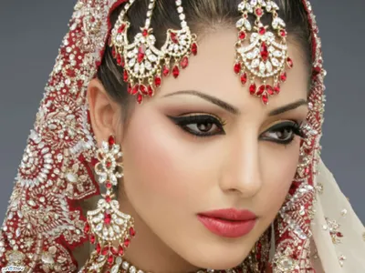 Восточный макияж (51 фото) | Asian bridal makeup, Bridal makeup looks,  Bridal makeup
