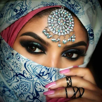 Знаменитые арабские девушки без хиджаба - привлекательные образы восточных  красавиц