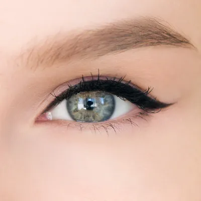 Макияж для маленьких глаз / макияж для карих глаз - YouTube