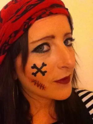 Halloween Costume Ideas. | Pirate costume diy, Homemade pirate costumes,  Diy pirate costume for women