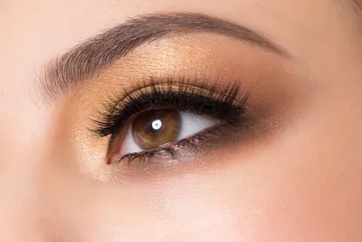 Макияж для карих глаз: показывает визажист | Beauty Insider