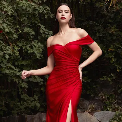 Макияж под красное платье - 88 фото