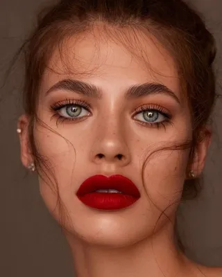 Вечерний макияж с красными губами: 32 фото с идеями и обзор средств